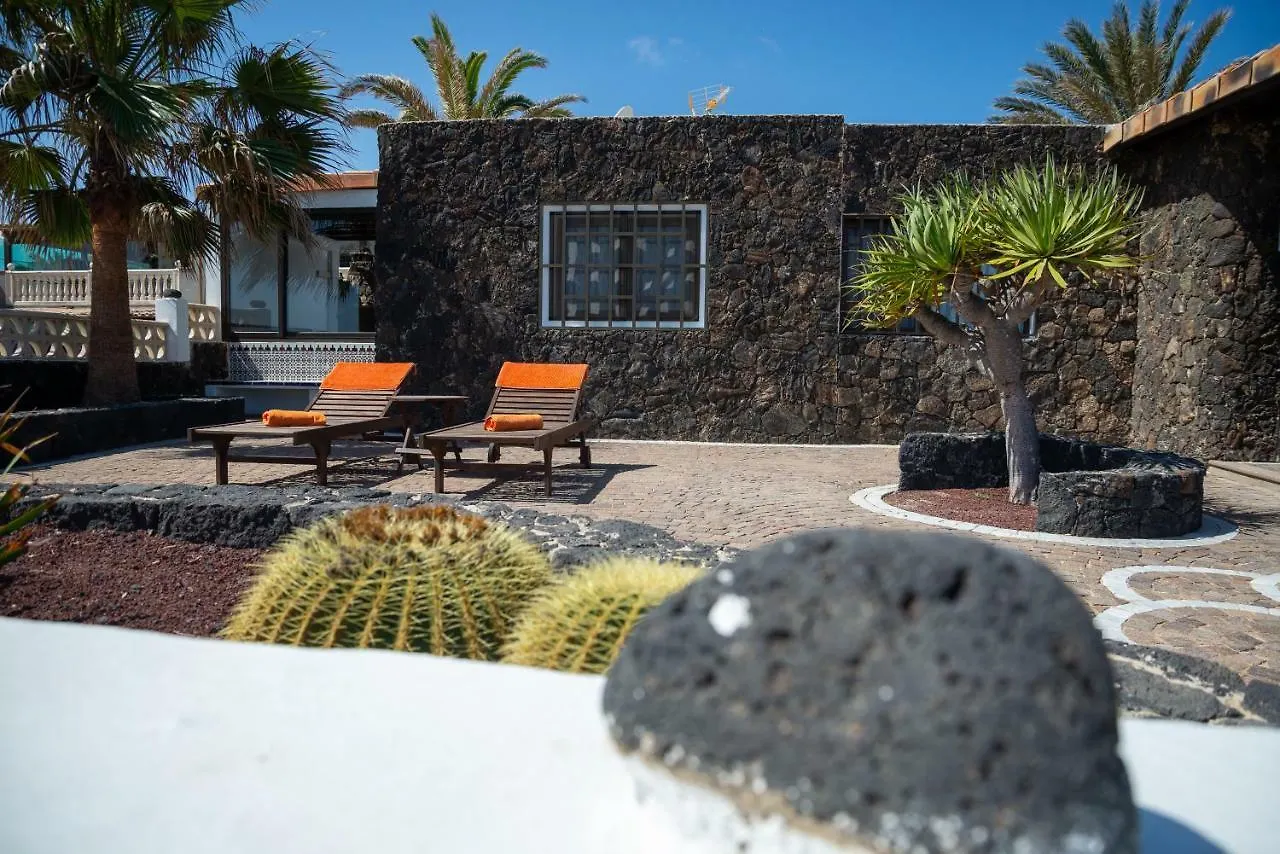 La Golondrina - Beach Froont Corralejo 0*,